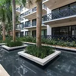 2 Bedroom Apartment With Spacious Loft Close From Beach Zone