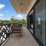 2 Bedroom With Spacious Loft Close From Zone Holiday home