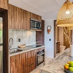 Apartamento Classy 1br On Private Cenote Big Gym Roof Pool