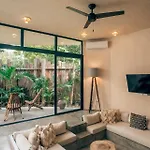 Villa Jungle Rooftop -priv Pool-bathtub-jacuzzi 2a Tulum