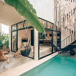 Jungle Rooftop -priv Pool-bathtub-jacuzzi 2a Tulum