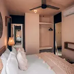 Jungle Rooftop -priv Pool-bathtub-jacuzzi 2a Villa *