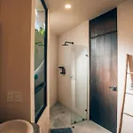 Jungle Rooftop -priv Pool-bathtub-jacuzzi 2a *