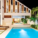 Casa Reyna&casa Solesta 10 Bedroom Villa Tulum