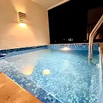 Departamento Con Alberca Privada En