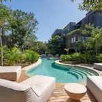 Apartment Stylish In Humana Bikes & Pools *