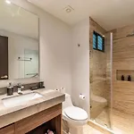 1bd W Private Balcony And Pool In Aldea Zama Сasa de vacaciones