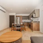 1bd W Private Balcony And Pool In Aldea Zama *