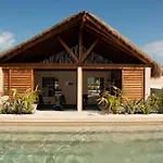 1Br Apartment - Cozy Design & Private Pool