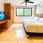 2bd With Private Balcony & Jacuzzi Aldea Zama View *