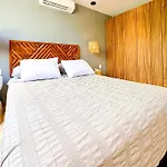 2bd With Private Balcony & Jacuzzi Aldea Zama View Apartamento *