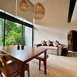 Luxury Loft Minutes From The Sea! *