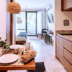 Akua Reserve En Aldea Zama Vigilancia, Wifi, Alberca Apartamento Tulum