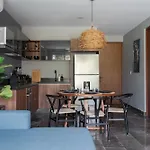 Paramar Black Apartamento