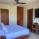 Talulah Living Apartahotel 4*