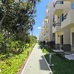 New Bamboo Palma Pool And Relaxation