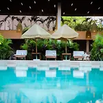 Studio With Balcony In The Downtown, Wifi 150Mb, Laundry And Parking Free