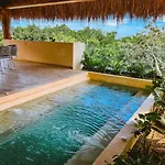 Rooftop Luxury In Aldea Zama Apartamento