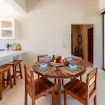 Ahal Luxe 3Br Penthouse Haven With Private Rooftop Pool & Plunge Pool