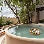 Сasa de vacaciones Ahal Holistika 9br Jungle Sanctuary With Private Rooftop & Plunge Pools Tulum