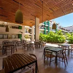 Bakal Apartahotel 4*