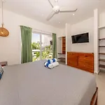 Casa Kinam Chic 4br W Pool In La Veleta Villa