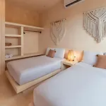 Ahal Holistika 9br Jungle Sanctuary With Private Rooftop & Plunge Pools *