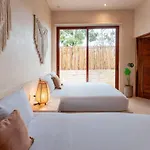 Ahal Holistika 9br Jungle Sanctuary With Private Rooftop & Plunge Pools Сasa de vacaciones