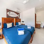 Villa Casa Kinam Chic 4br W Pool In La Veleta