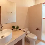 Ahal Holistika 9br Jungle Sanctuary With Private Rooftop & Plunge Pools *