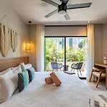 Apartahotel Bakal 4*