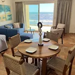 Beachfront In Apartamento