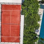 Modern Apartment With 3 Pools And Security