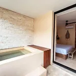 Deja Vu - Stylish 2br Luxury With Private Pool Apartamento Tulum