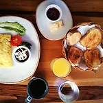 Mereva Hotel 4*