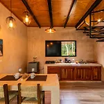 Lodge Xtambaa Selva *