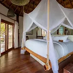 Encantada Hotel