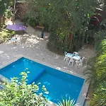 Mango Hotel
