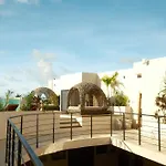 Downtown Penthouse With Private Pool, Rooftop Pool And Gym, Short Distance From Beaches, Restaurants & Nightlife *