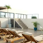Apartment Downtown Penthouse With Private Pool, Rooftop Pool And Gym, Short Distance From Beaches, Restaurants & Nightlife *