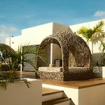 Downtown Penthouse With Private Pool, Rooftop Pool And Gym, Short Distance From Beaches, Restaurants & Nightlife * Tulum