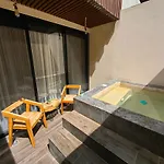 Chic Private Pool & Club Access Apartamento *