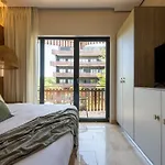 Apartamento Ultra Luxury Steps From