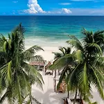 Bt Live Located At The Party Zone 4* Tulum