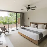Zereno Club Access Hotel 4*