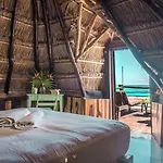 Hotel Playa Esperanza