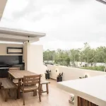 Villa 4bdr Luxury 2 Private Pools 10 Min & Zamna Tulum