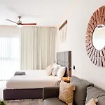 Apartment Aldea Zama King Bed Sofa Kitchen Full Gym Wifi Cinema Tulum