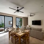 Seremonia Modern With Private Pool Jacuzzi Villa *