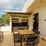 Villa New! Gorgeous Luxury With 2 Pools